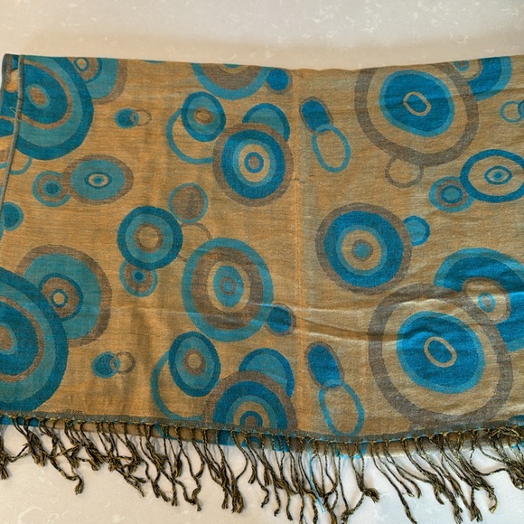 Reversible Turquoise & Brown Circle Print Fringe Pashmina Wrap Scarf or Sarong - Picture 12 of 13